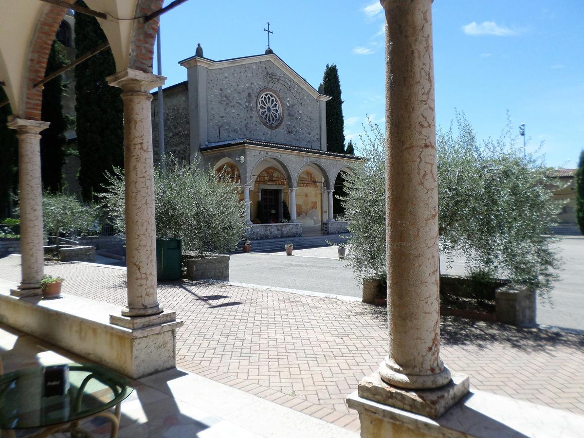 Locanda Al Santuario Пескьера-дель-Гарда Экстерьер фото